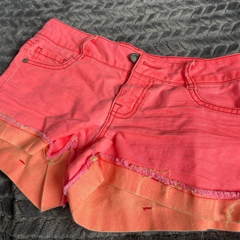 L.E.I | Juniors size 1 shorts